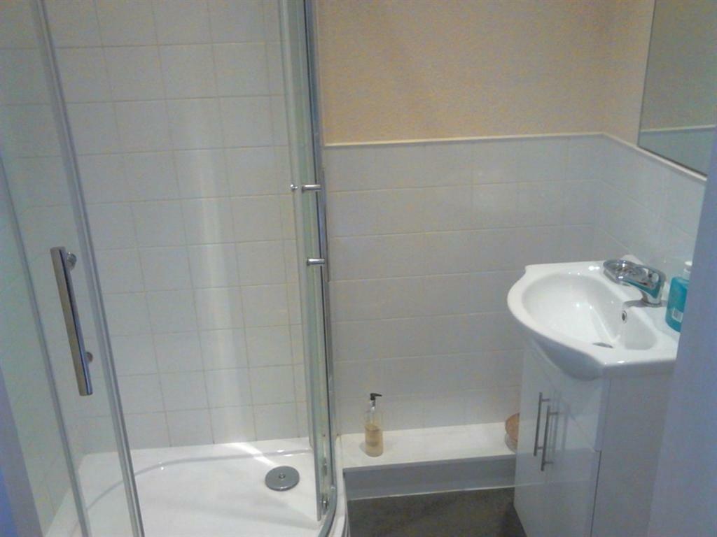 מלון Bulford The Rose & Crown מראה חיצוני תמונה